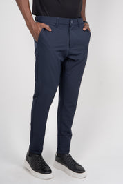 Calça Alfaiataria Masculina com Ajuste Lateral