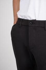 Calça Alfaiataria Masculina em Malha com Ajuste Lateral