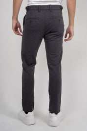 Calça Alfaiataria Masculina em Malha com Ajuste Lateral