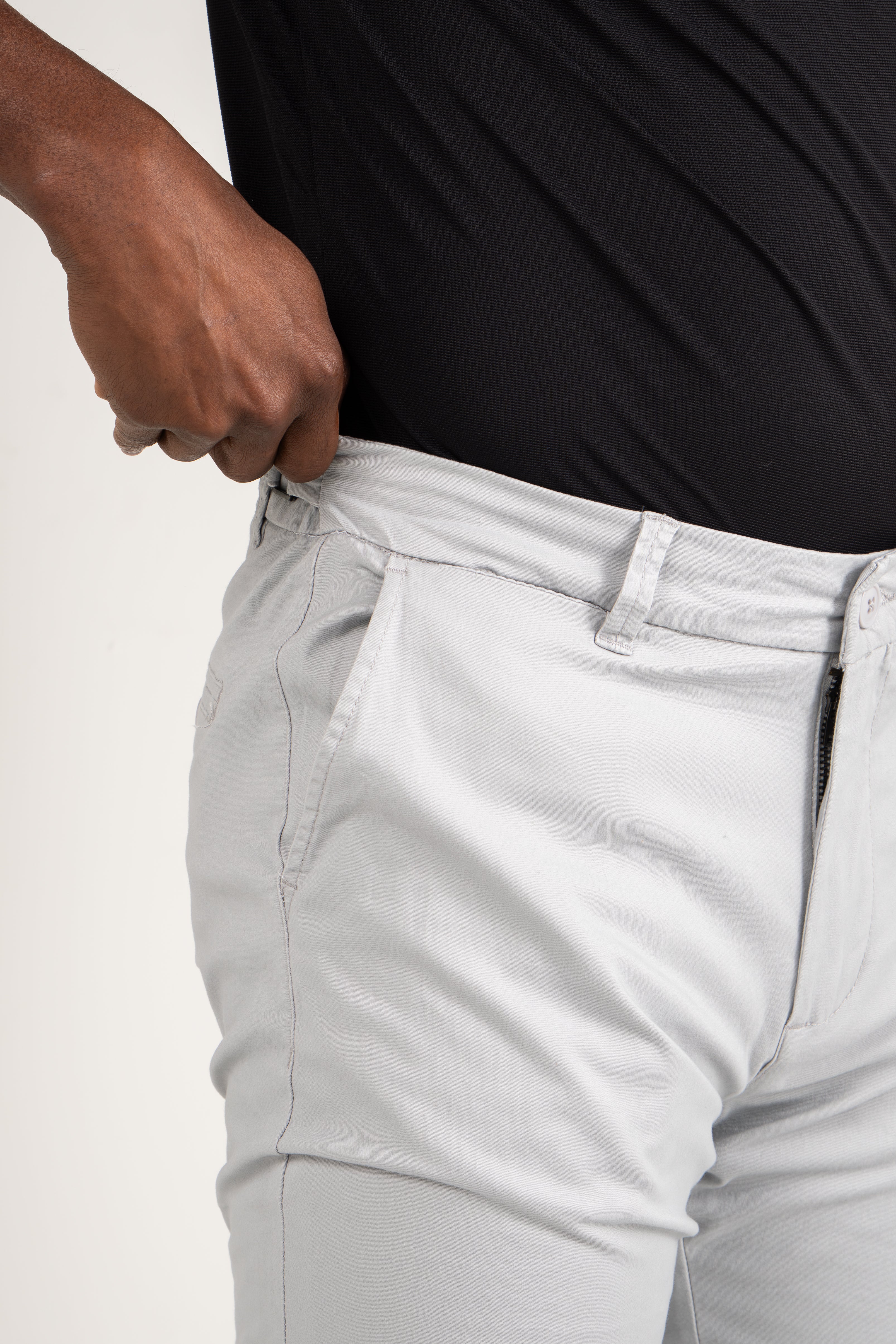 Calça de Alfaiataria Sarja Masculina com Ajuste Lateral