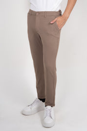 Calça Alfaiataria Masculina em Malha com Ajuste Lateral