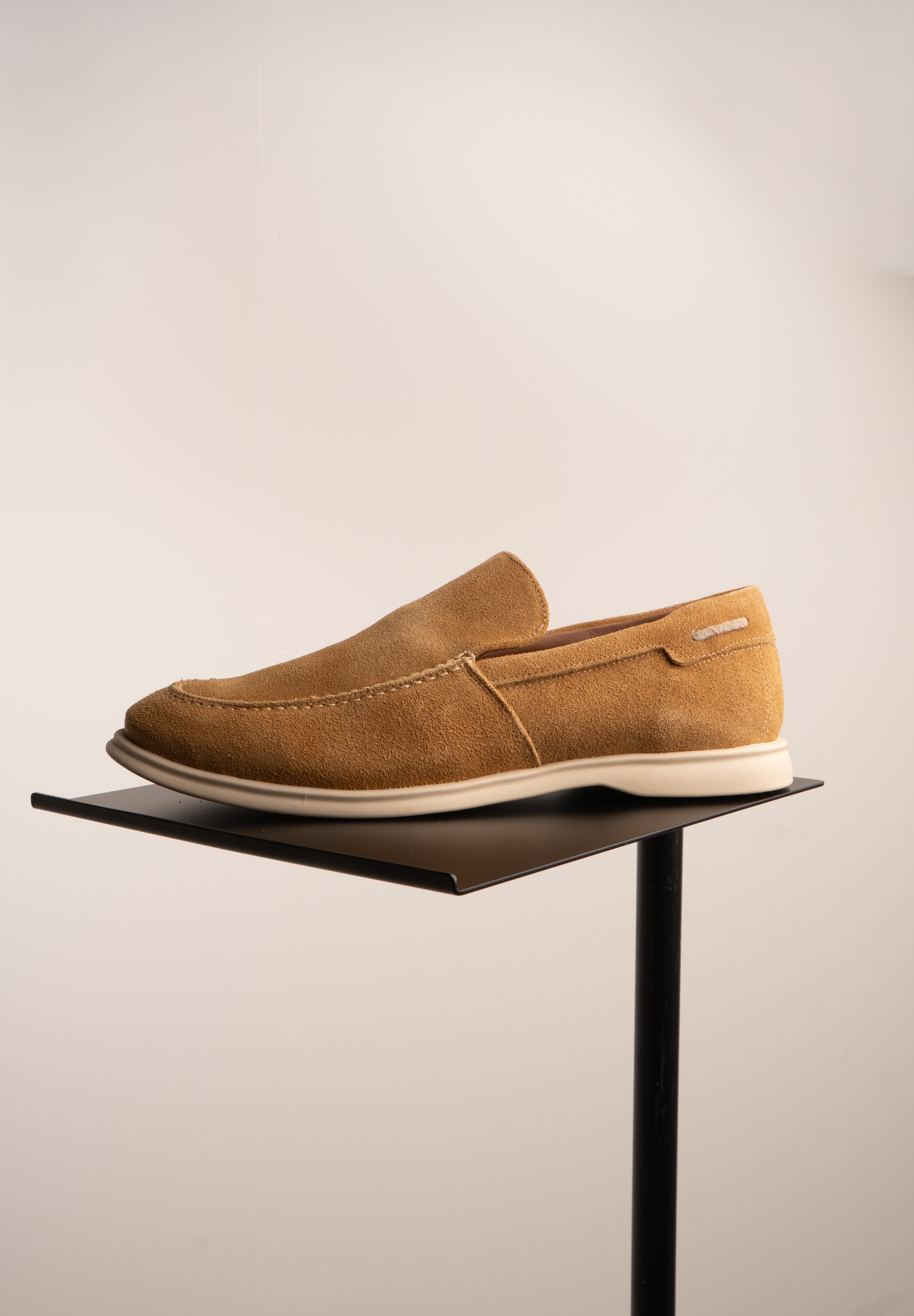 Sapato Mocassim Loafer Londres de Camurça