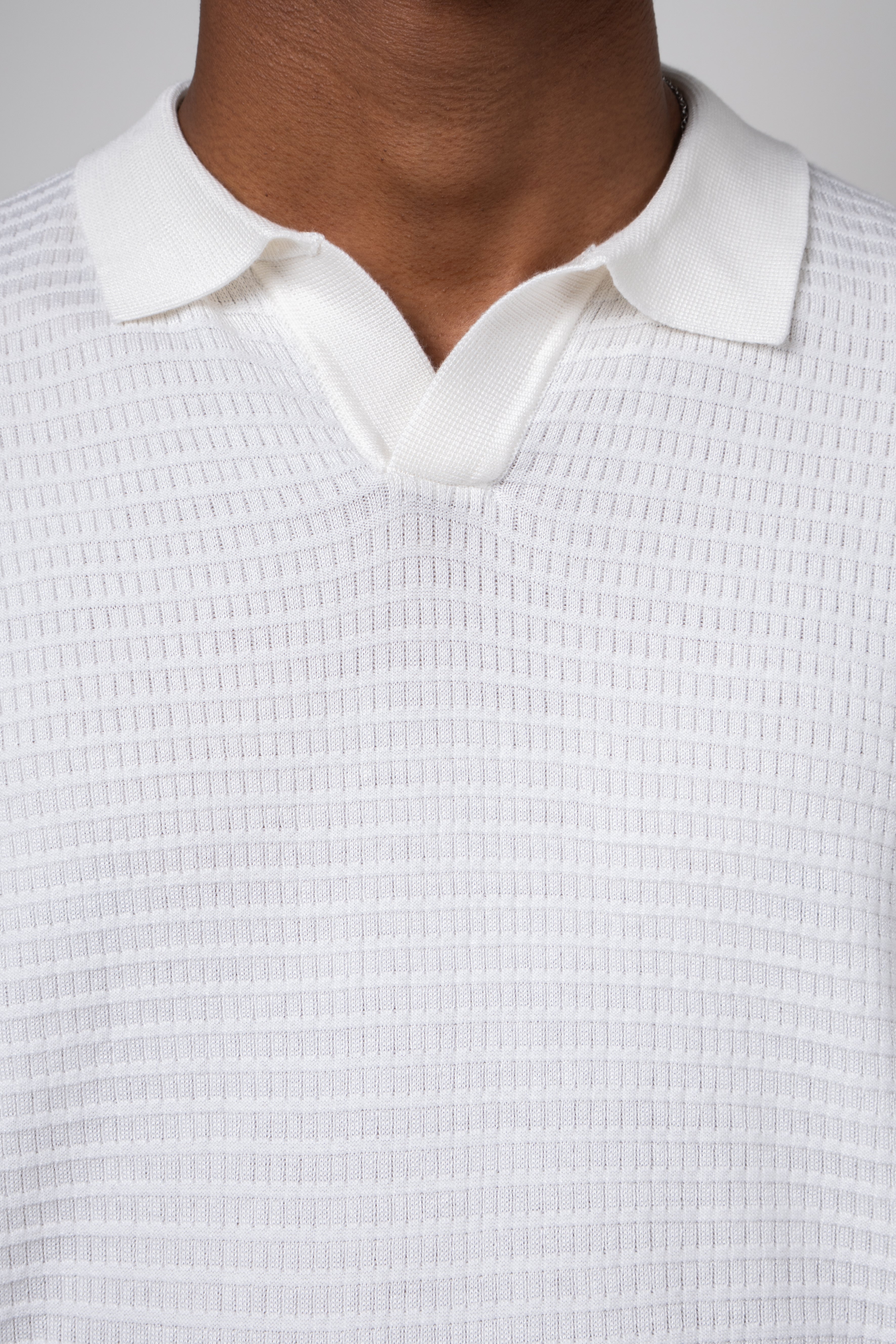 Polo Masculina Tricot Texturizada Arejada Branca