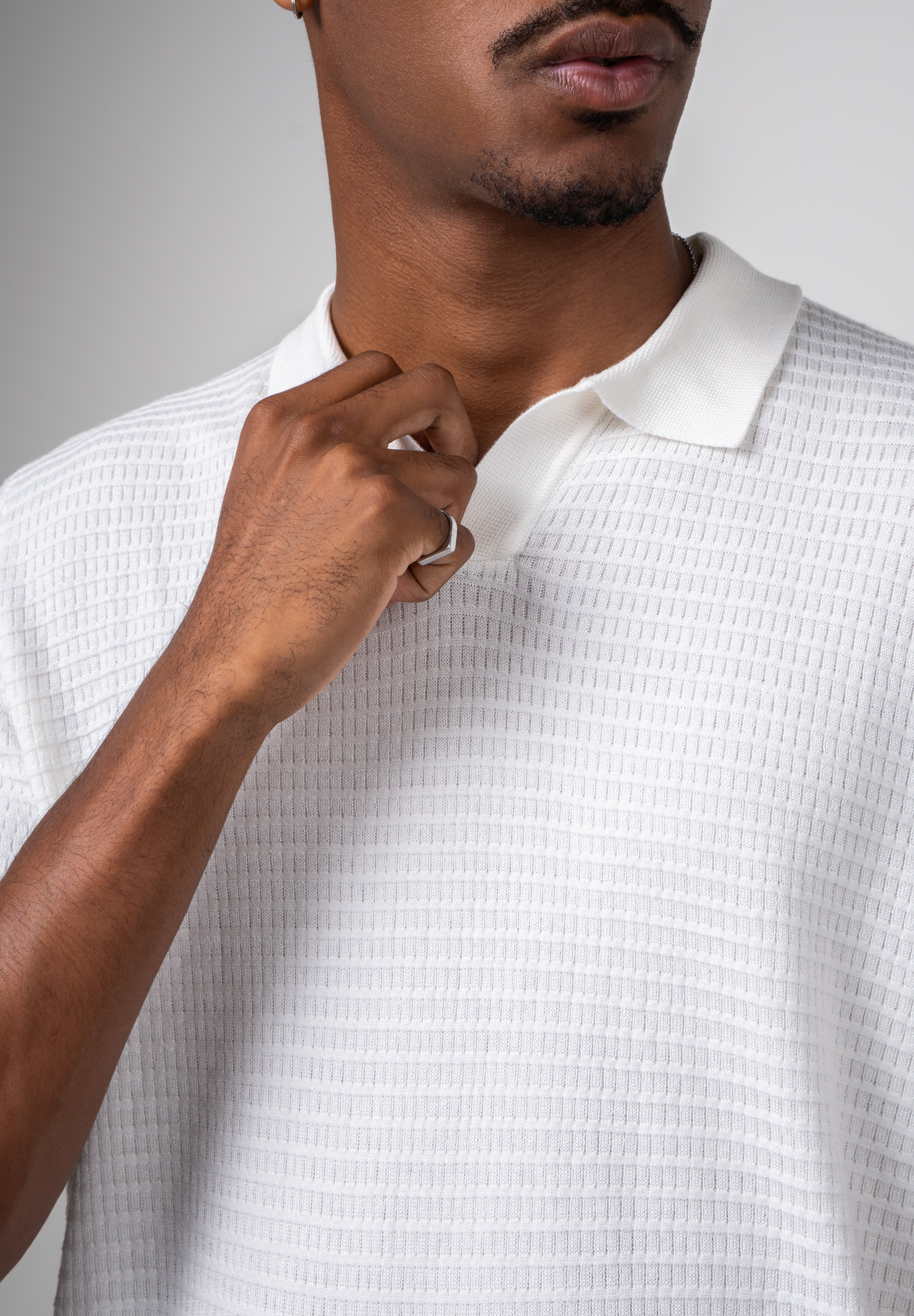 Polo Masculina Tricot Texturizada Arejada Branca
