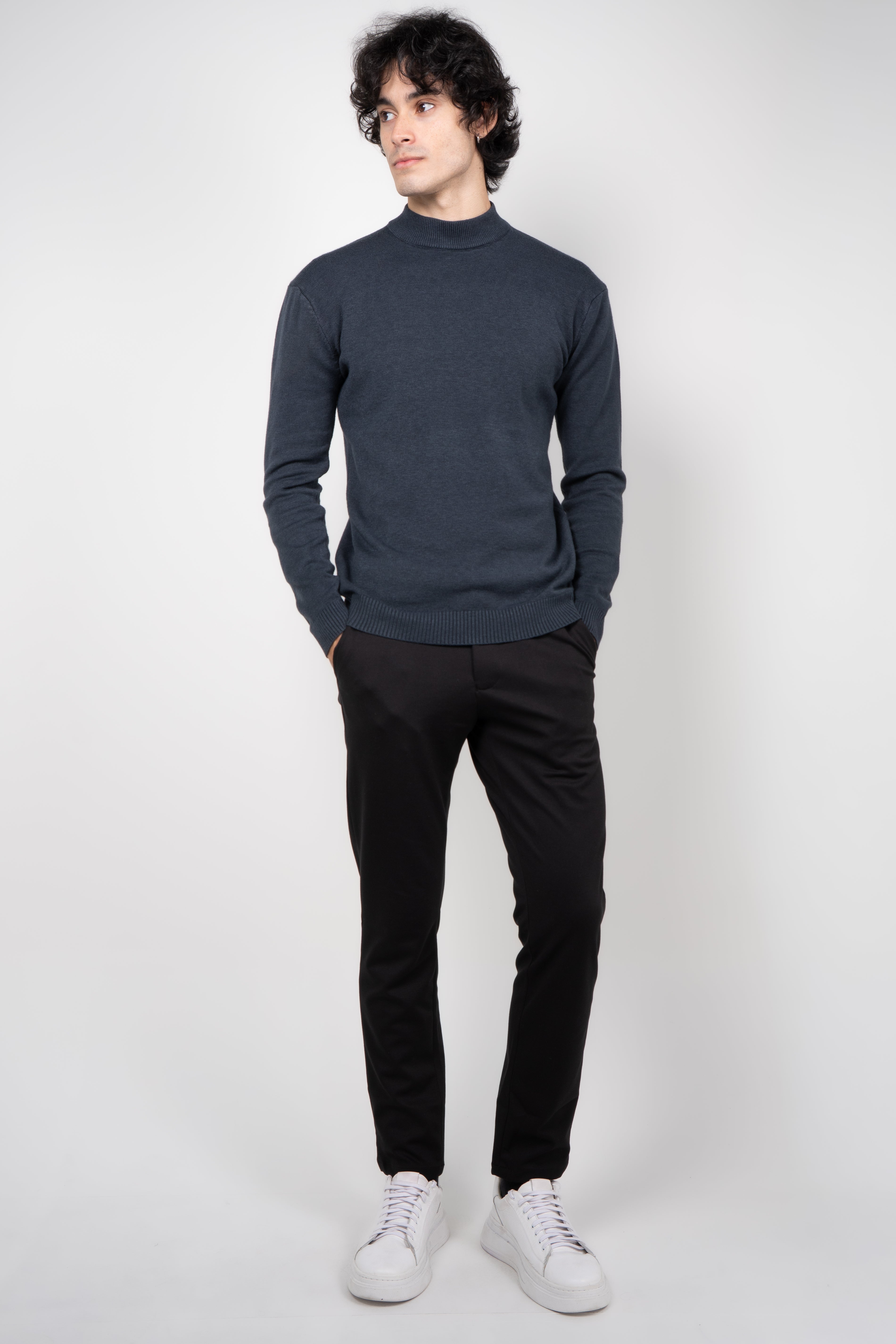 Suéter Masculina Gola Alta Cacharrel