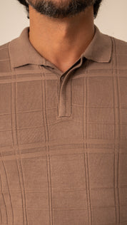 Polo Masculina Tricot Texturizada Marrom