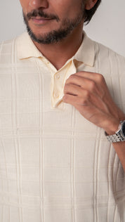 Polo Masculina Tricot Texturizada Bege